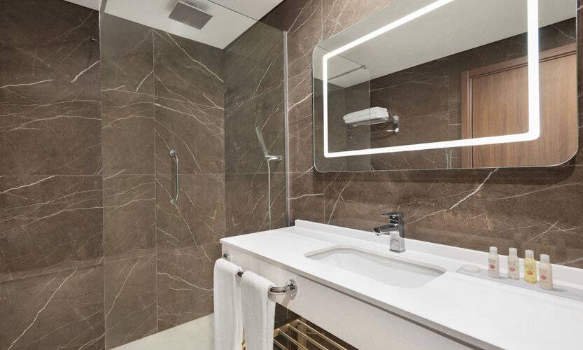 Ramada By Wyndham Izmir Aliaga