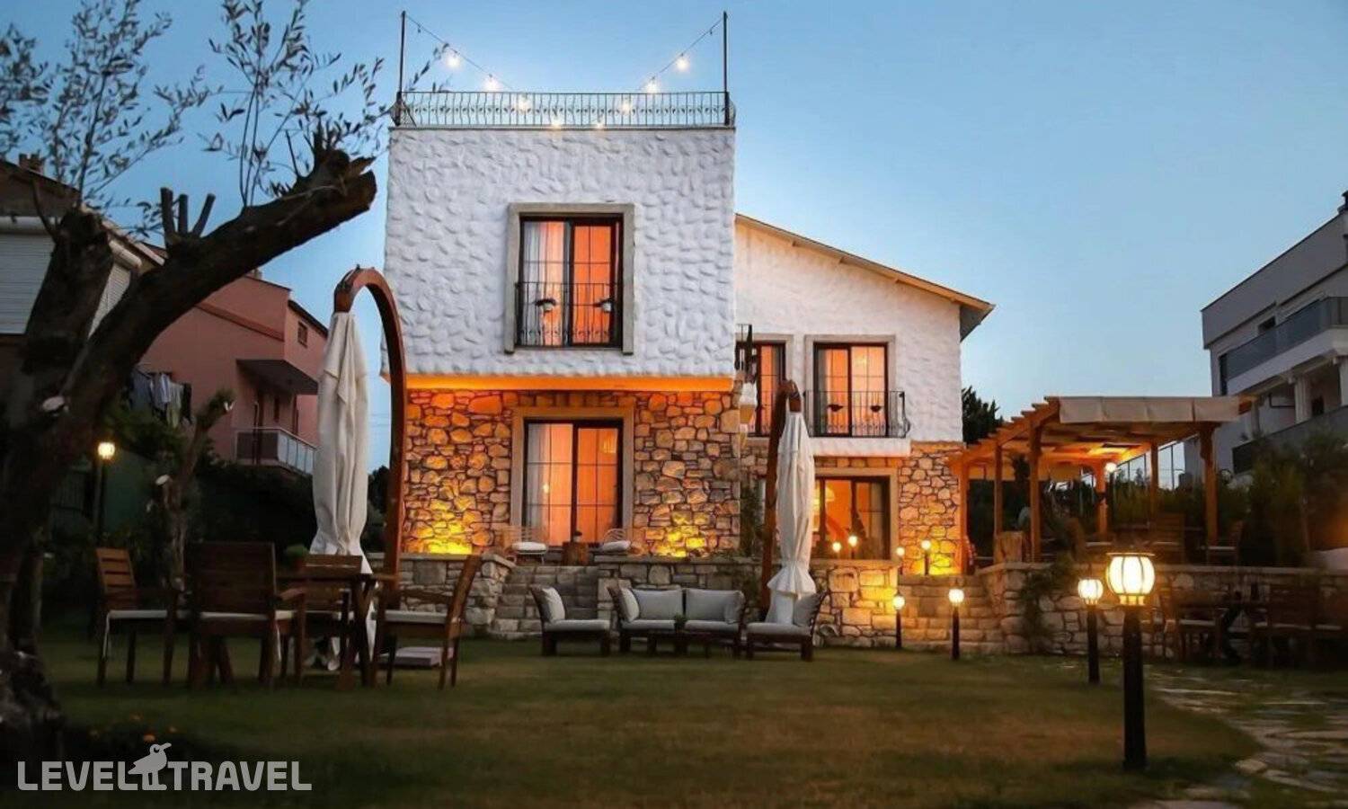 Отель Huzurla Otel — Урла, Турция