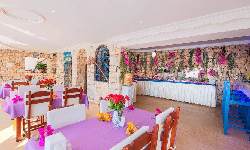 Amphora Hotel