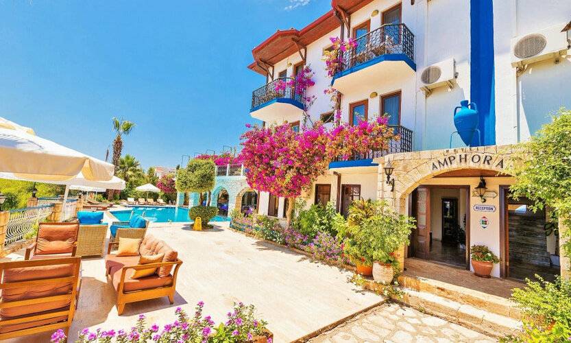 Amphora Hotel