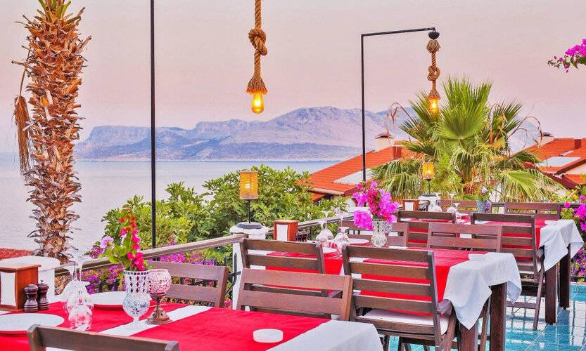 Amphora Hotel