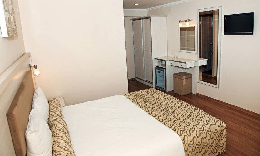 Grand Zeybek Hotel