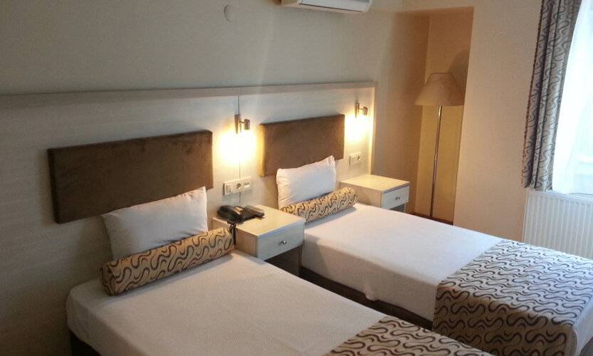 Grand Zeybek Hotel