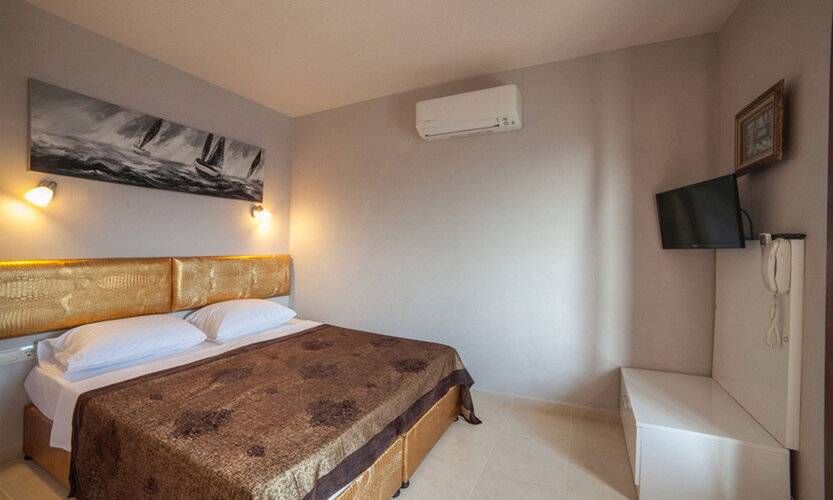 Sunset Villa Hotel