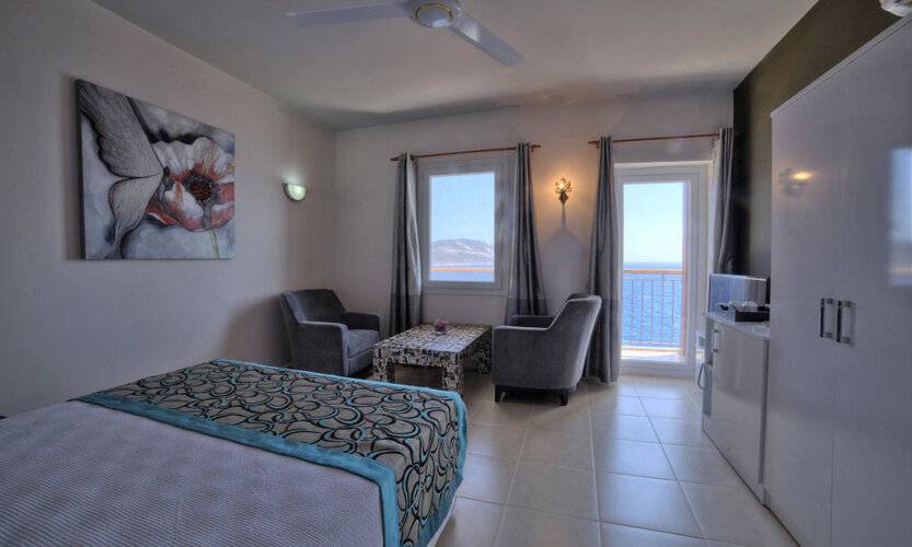 Sunset Villa Hotel