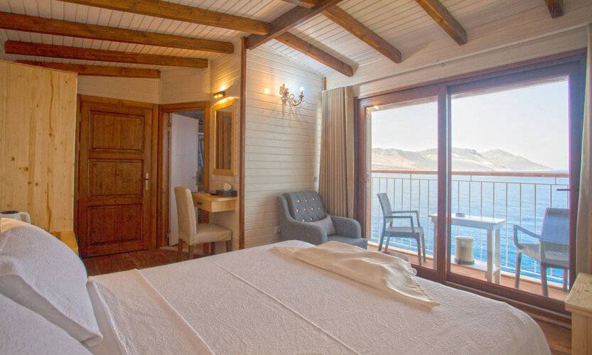 Sunset Villa Hotel