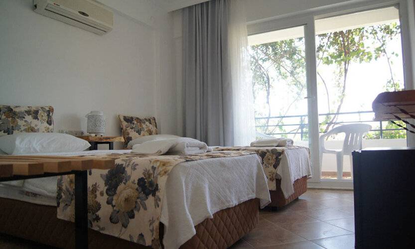 Hotel Pataros