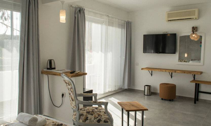 Hotel Pataros