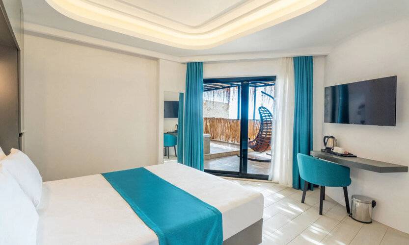 Gumus Peninsula Hotel
