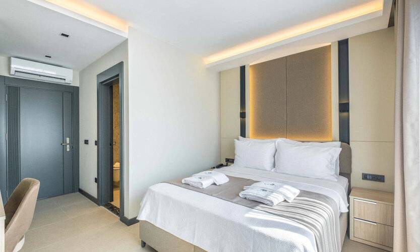 Seatown Hotel