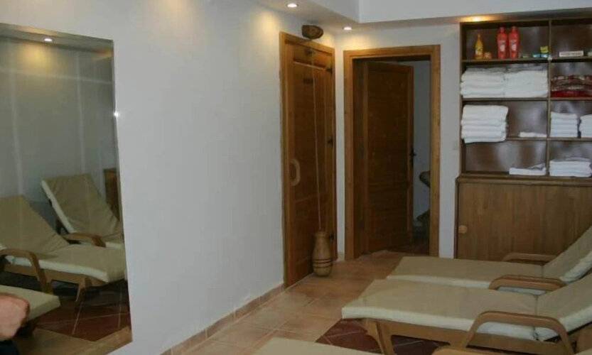 Side Elis Hotel
