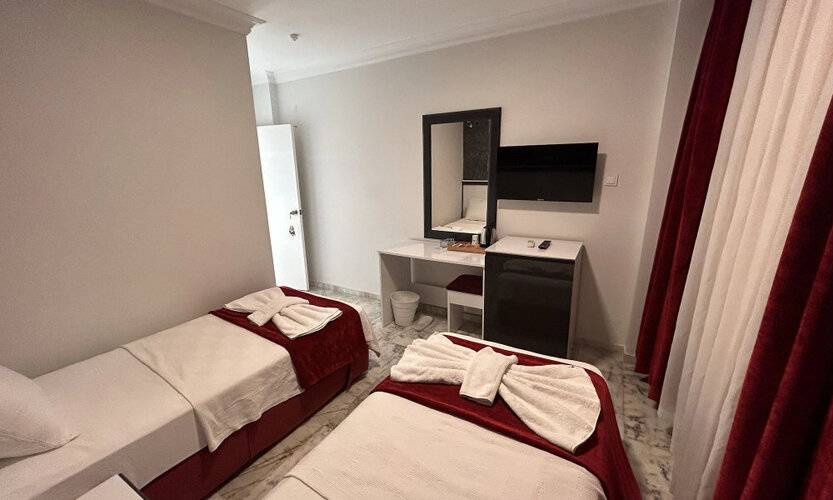 Melis Hotel