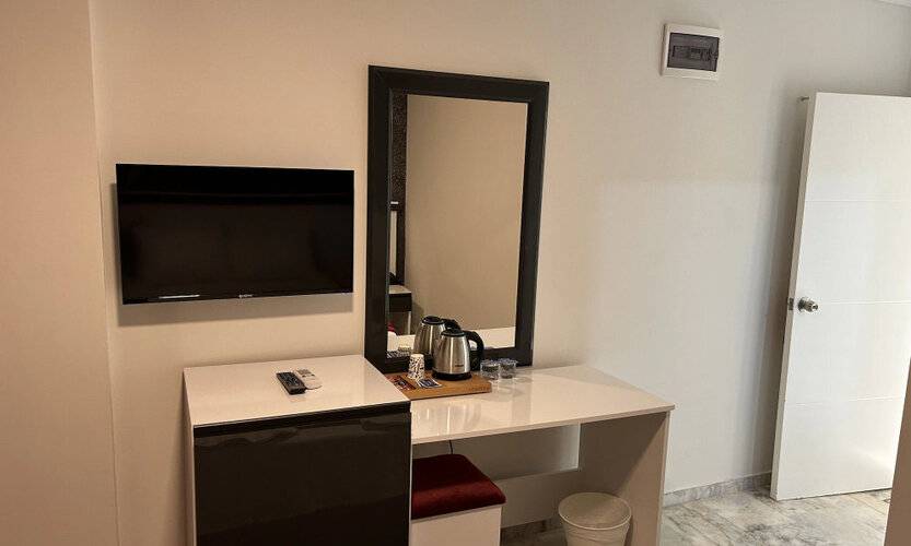 Melis Hotel