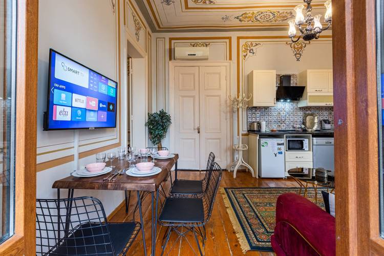 Ali Pasha Apartment