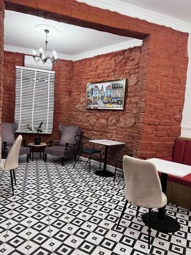 St. Moscow Taksim By Emmy