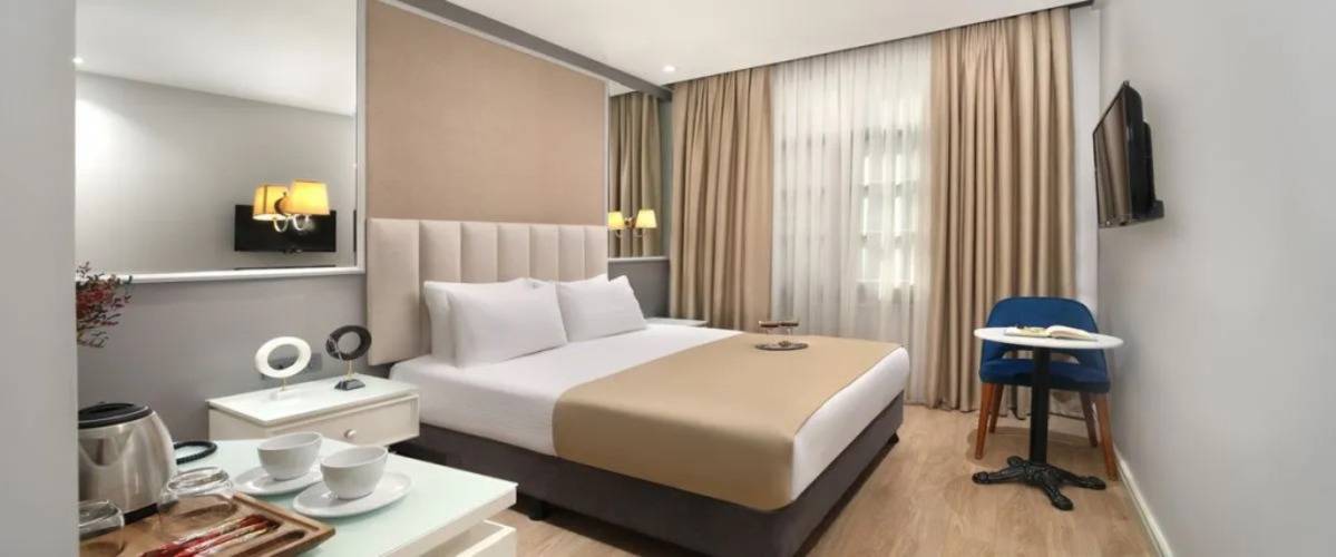 Ess Hotel