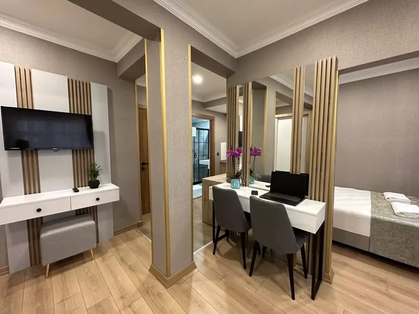 Апартаменты H&L Suites