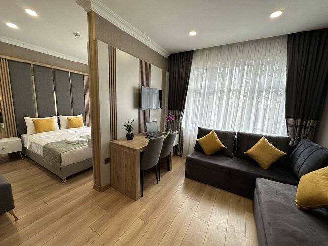 Апартаменты H&L Suites