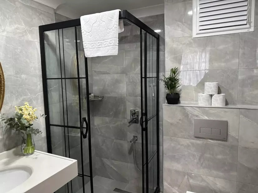 Апартаменты H&L Suites