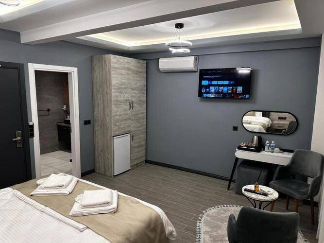 Blue Moonrise Hotel