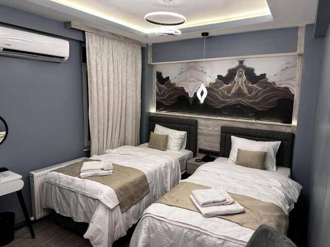 Blue Moonrise Hotel