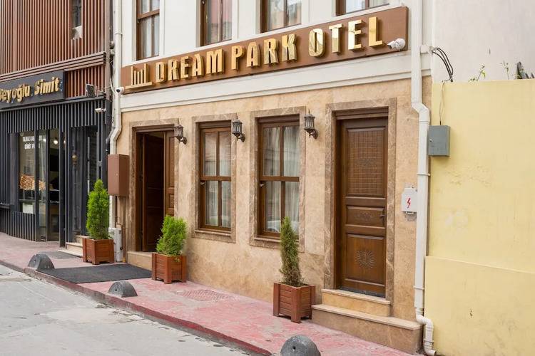 Dream Park Otel