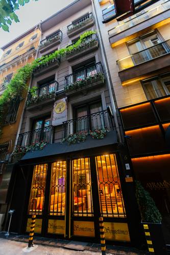 Hotel Sometimes Taksim