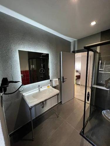 Voir Hotel Pera