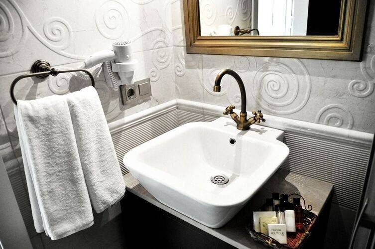 Yamalya Suites Hotel