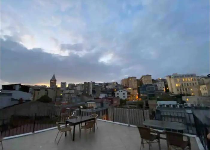 Апартаменты Cozy House With A Crazy Bosphorus View On A Shared Terrace