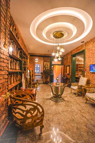 Отель Aria Palace