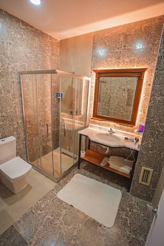 Отель Aria Palace
