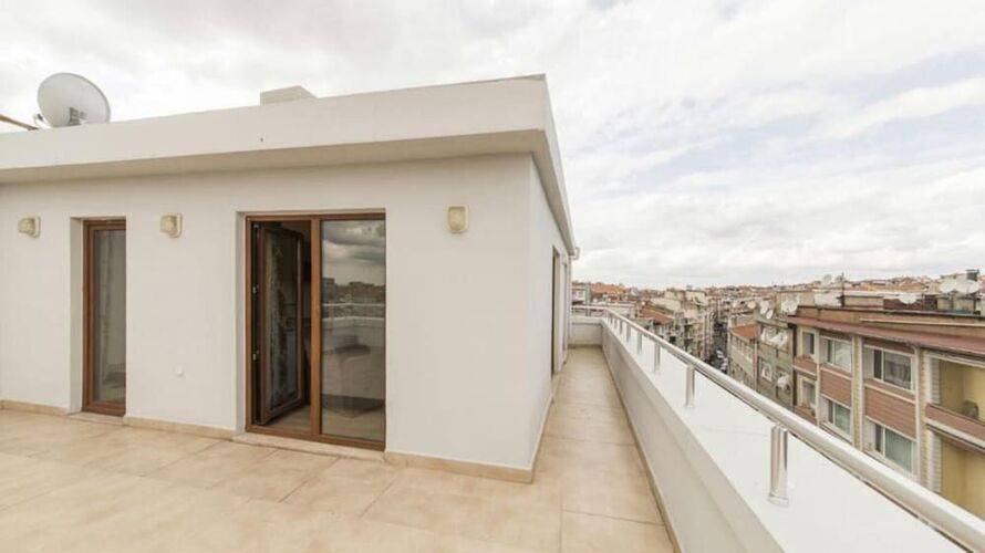 Lavin Hotel & Suites