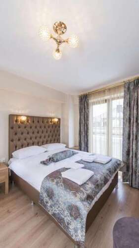 Lavin Hotel & Suites