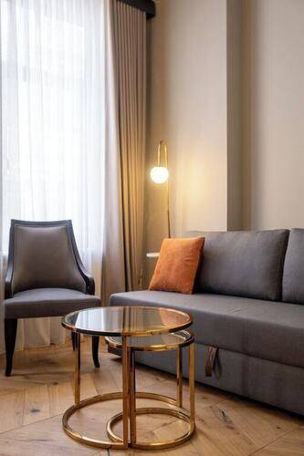 Balo Suite Hotel