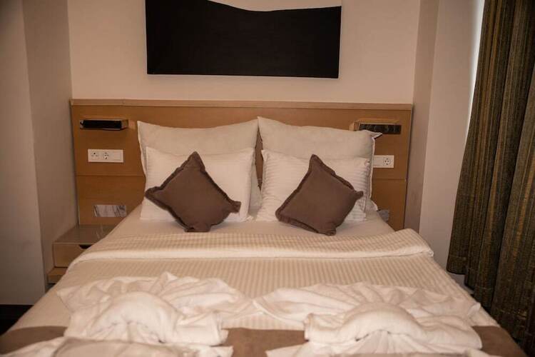 Mahall Hotel