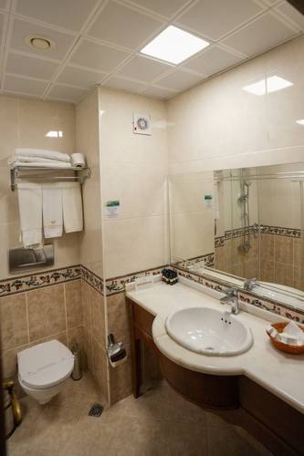 Seven Hills Hotel