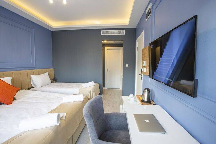 Бутик-Отель Taksim Leon's Hotel Cafe & Spa