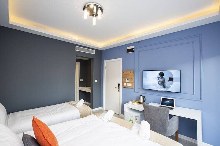 Бутик-Отель Taksim Leon's Hotel Cafe & Spa