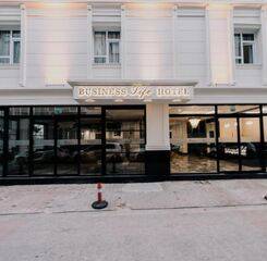 $item['hotel']['name']