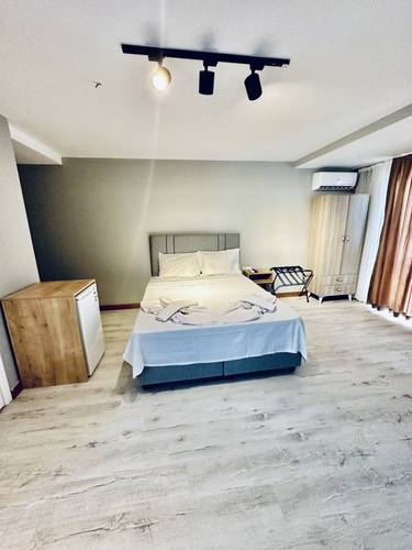 Отель The Hera Gold Hotel