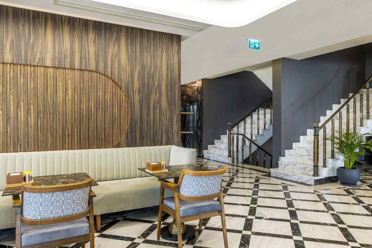 Ezkar Bathonea Art İstanbul