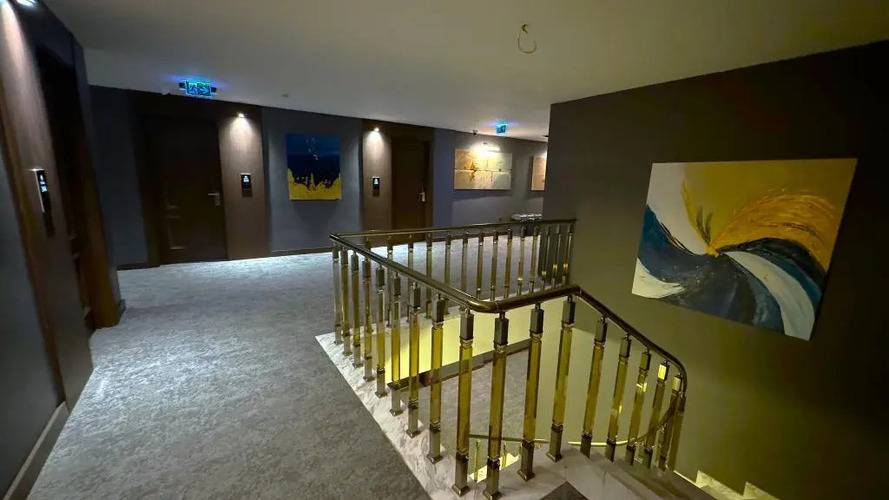 Ezkar Bathonea Art İstanbul