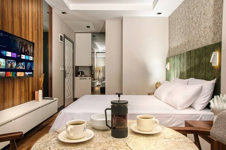 La Mia Suites
