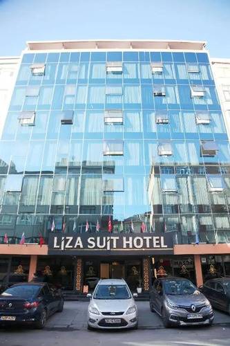 Liza Suit