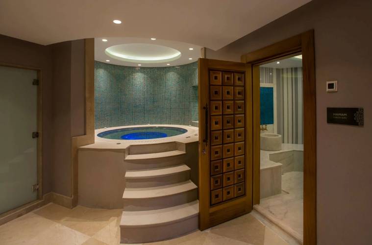 The Superior Living Batisehir