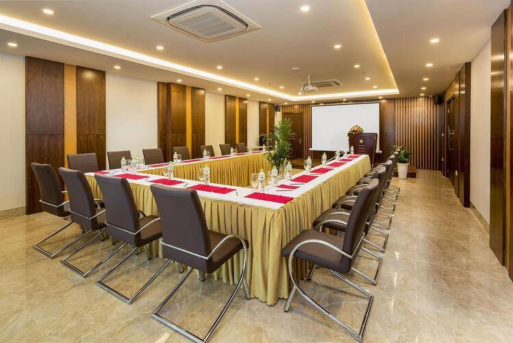 Tgt Da Nang Beach Hotel