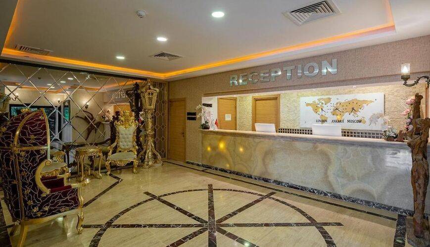 Golden Beach Resort & Spa