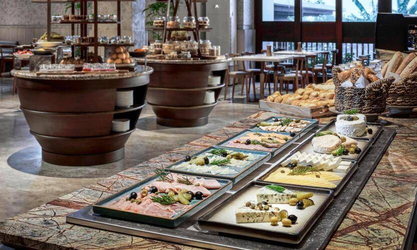 Holiday Inn Resort Bali Canggu 5* (Canggu & Tabanan)