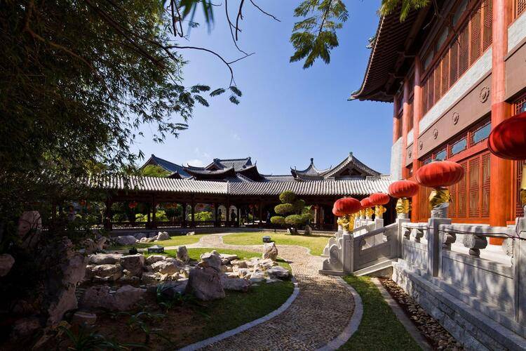 Grand Mercure Sanya Yalong Bay